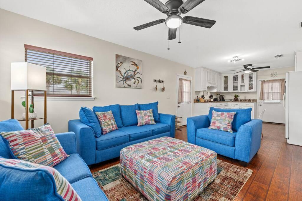 Sea Escape: Pcb Two Blocks From Beach Holiday home Panama City Beach