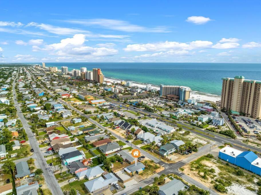 Sea Escape: Pcb Two Blocks From Beach Panama City Beach